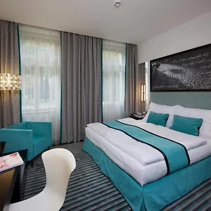 Red&blue Design Hotel Prag